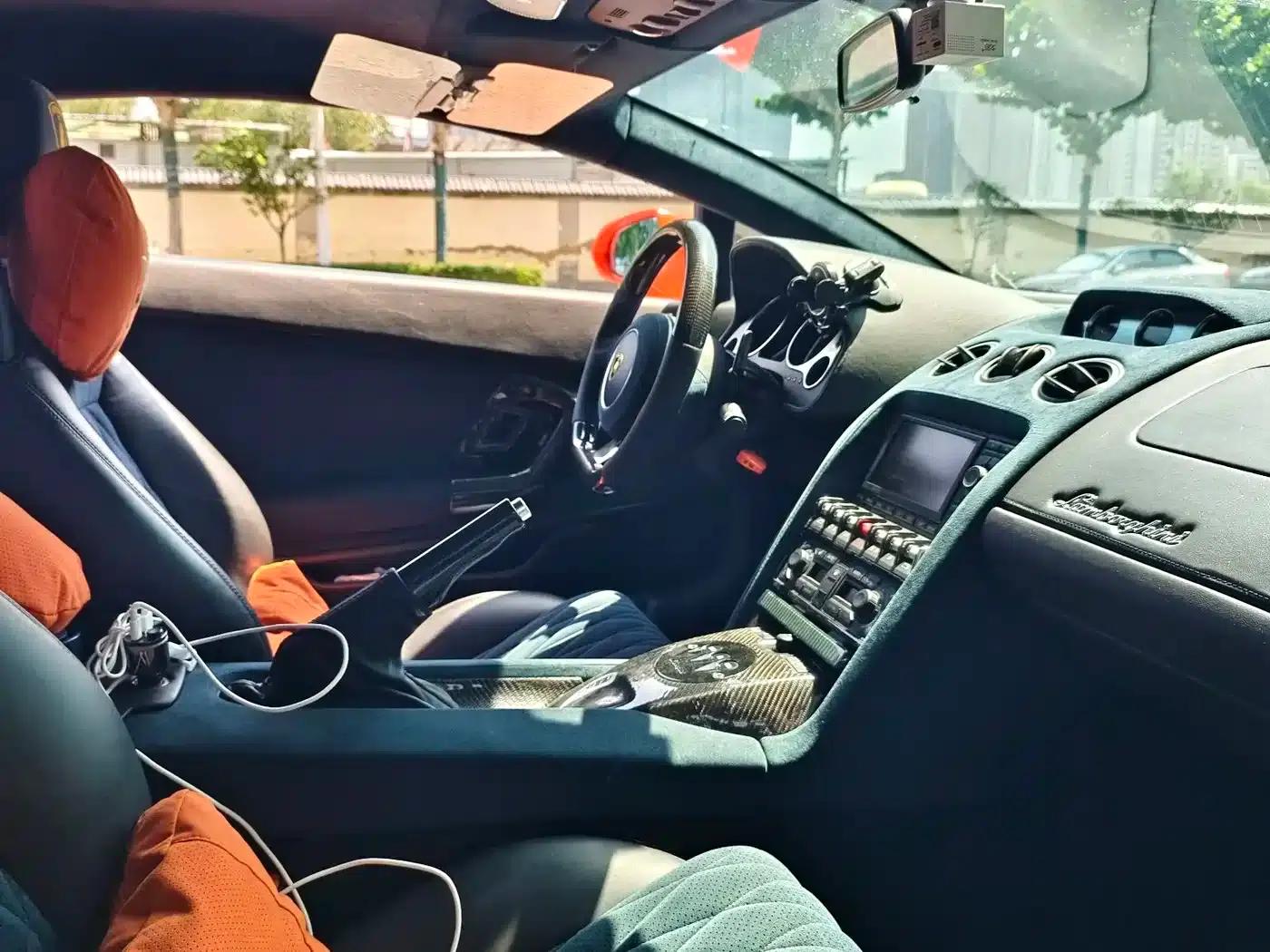 2011 Gallardo LP 560-4 Bicolore — миниатюра 6