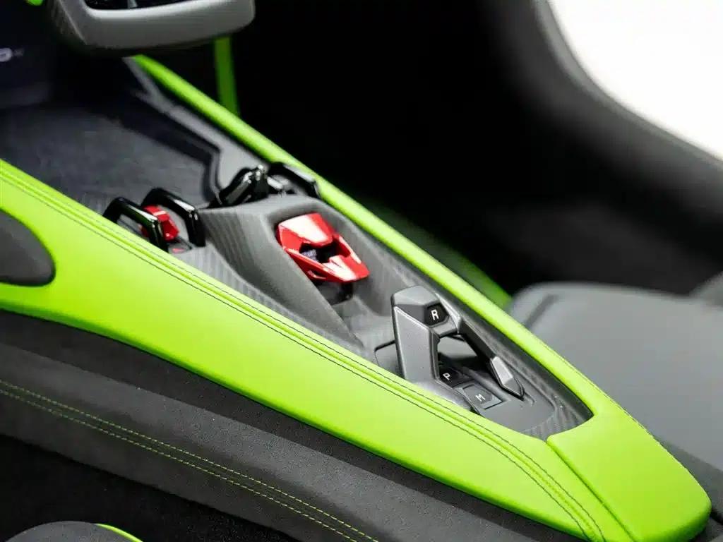 Revuelto 2023 6.5L PHEV Standard Edition — миниатюра 14