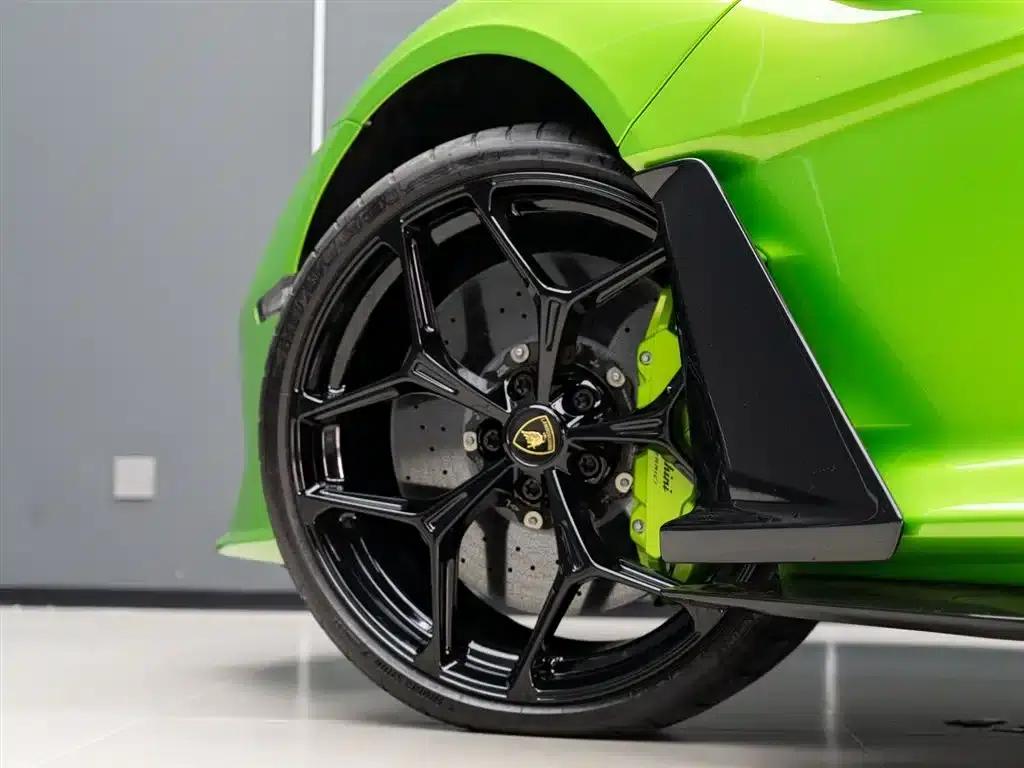 Revuelto 2023 6.5L PHEV Standard Edition — миниатюра 8