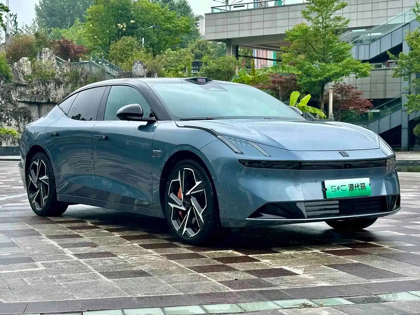 Lynk & Co Z10 2024 Model 95kWh 702km AWD Intelligent Driving Ultra — миниатюра 2