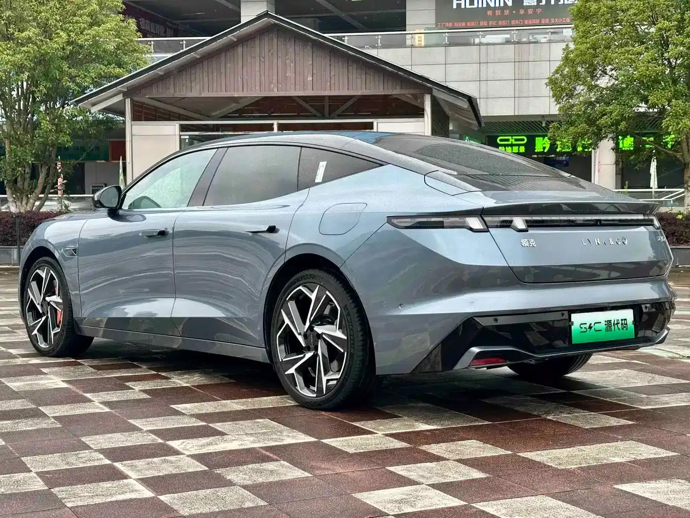 Lynk & Co Z10 2024 Model 95kWh 702km AWD Intelligent Driving Ultra — миниатюра 14