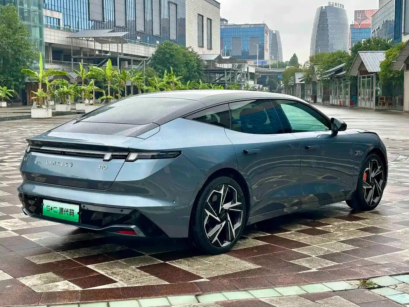 Lynk & Co Z10 2024 Model 95kWh 702km AWD Intelligent Driving Ultra — миниатюра 18