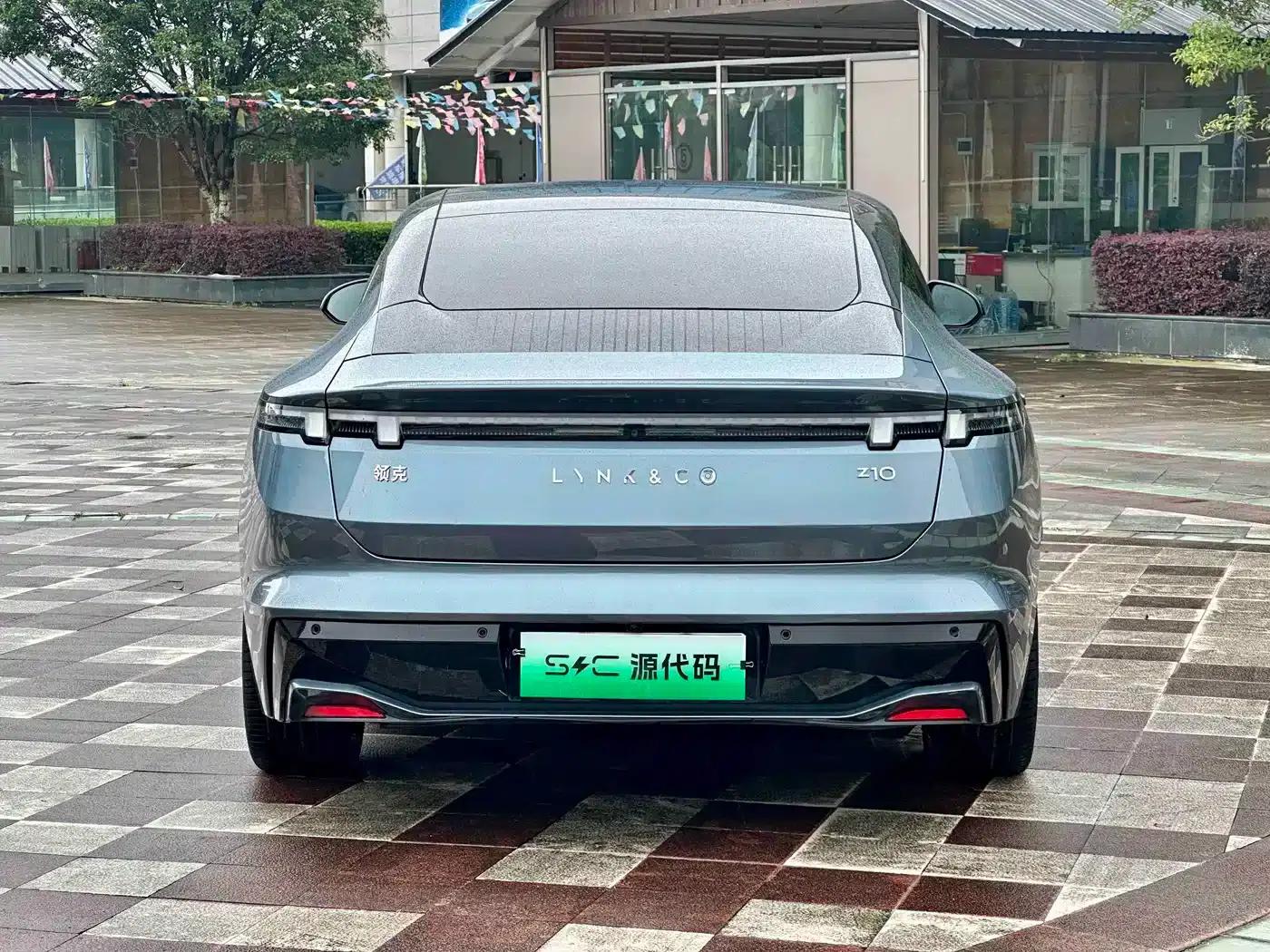 Lynk & Co Z10 2024 Model 95kWh 702km AWD Intelligent Driving Ultra — миниатюра 19