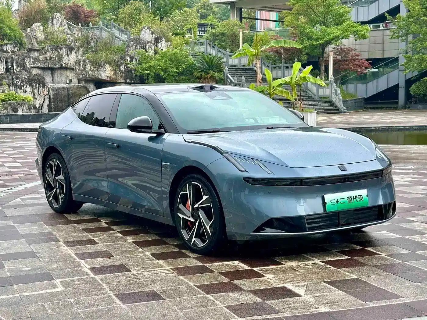 Lynk & Co Z10 2024 Model 95kWh 702km AWD Intelligent Driving Ultra — миниатюра 6