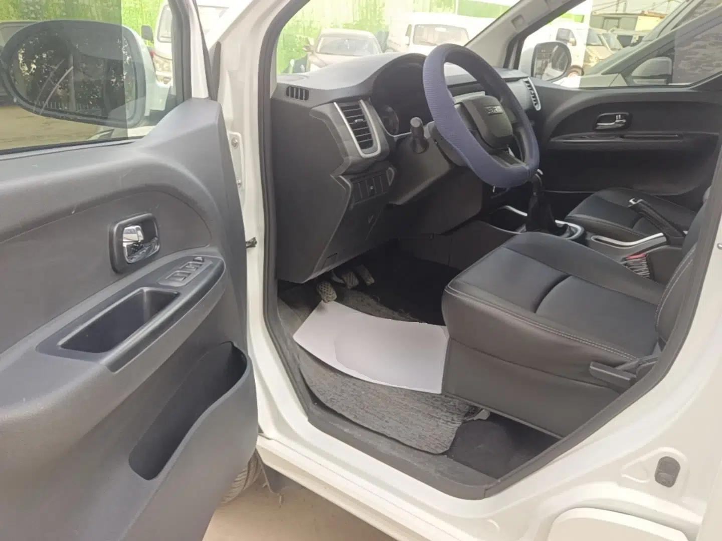 Jinbei Gold Hiace M Classic 2024 1.5L Travel Lion Passenger Van 7 Seats — миниатюра 18