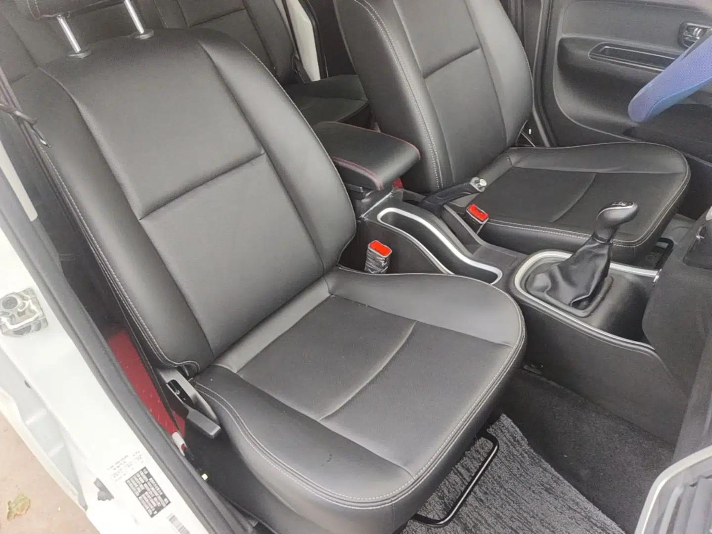 Jinbei Gold Hiace M Classic 2024 1.5L Travel Lion Passenger Van 7 Seats — миниатюра 19