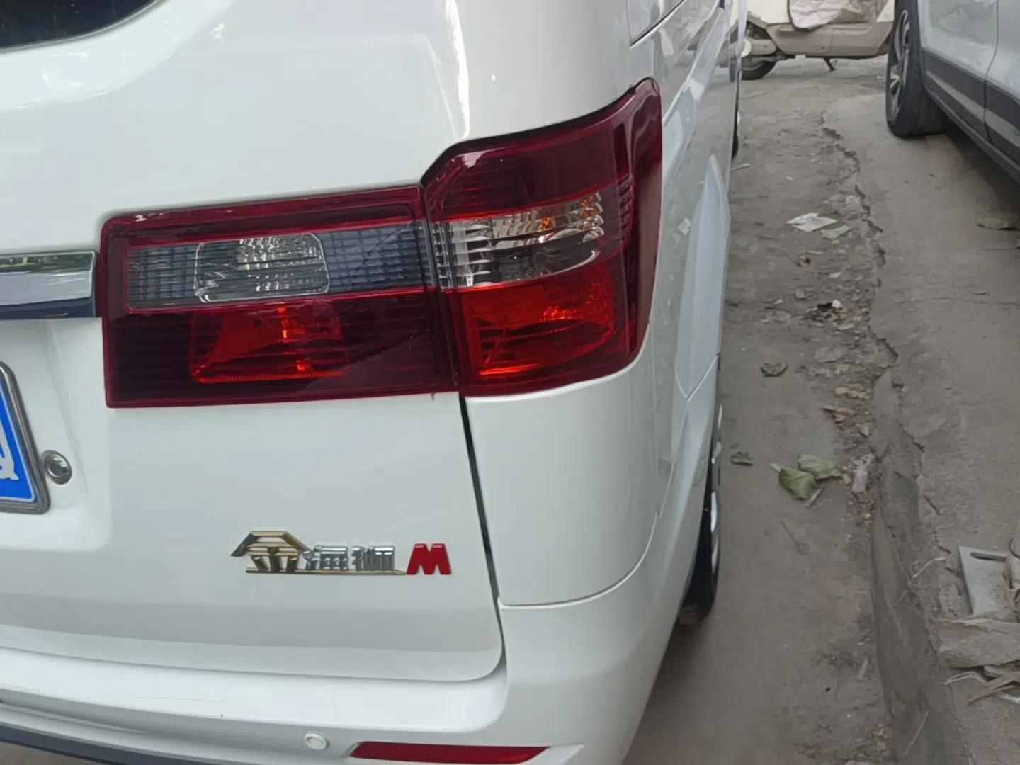 Jinbei Gold Hiace M Classic 2024 1.5L Travel Lion Passenger Van 7 Seats — миниатюра 9