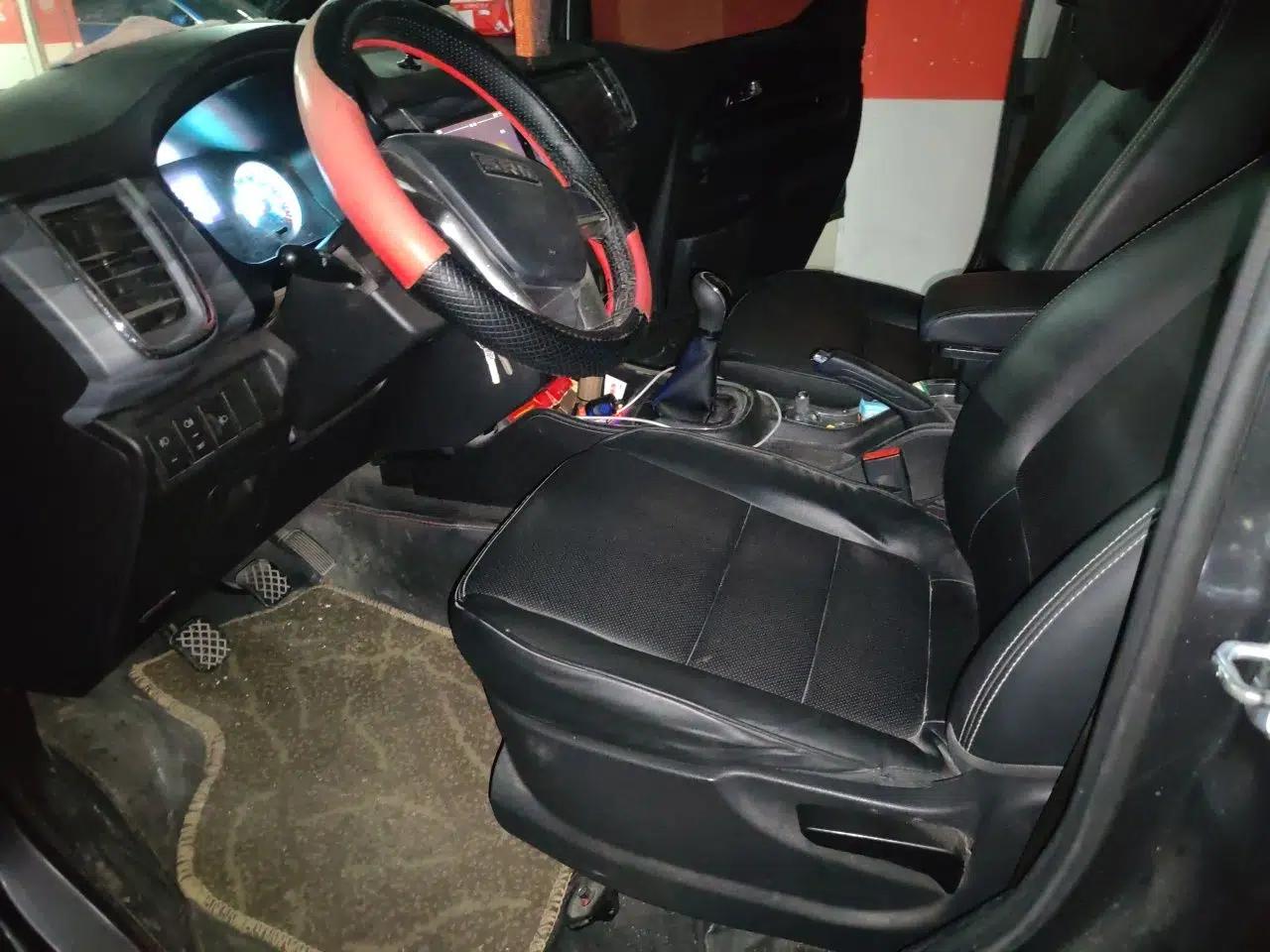 Jinbei Gold Hiace 2021 1.5L Passenger Van Travel Lion 6-Seater — миниатюра 15