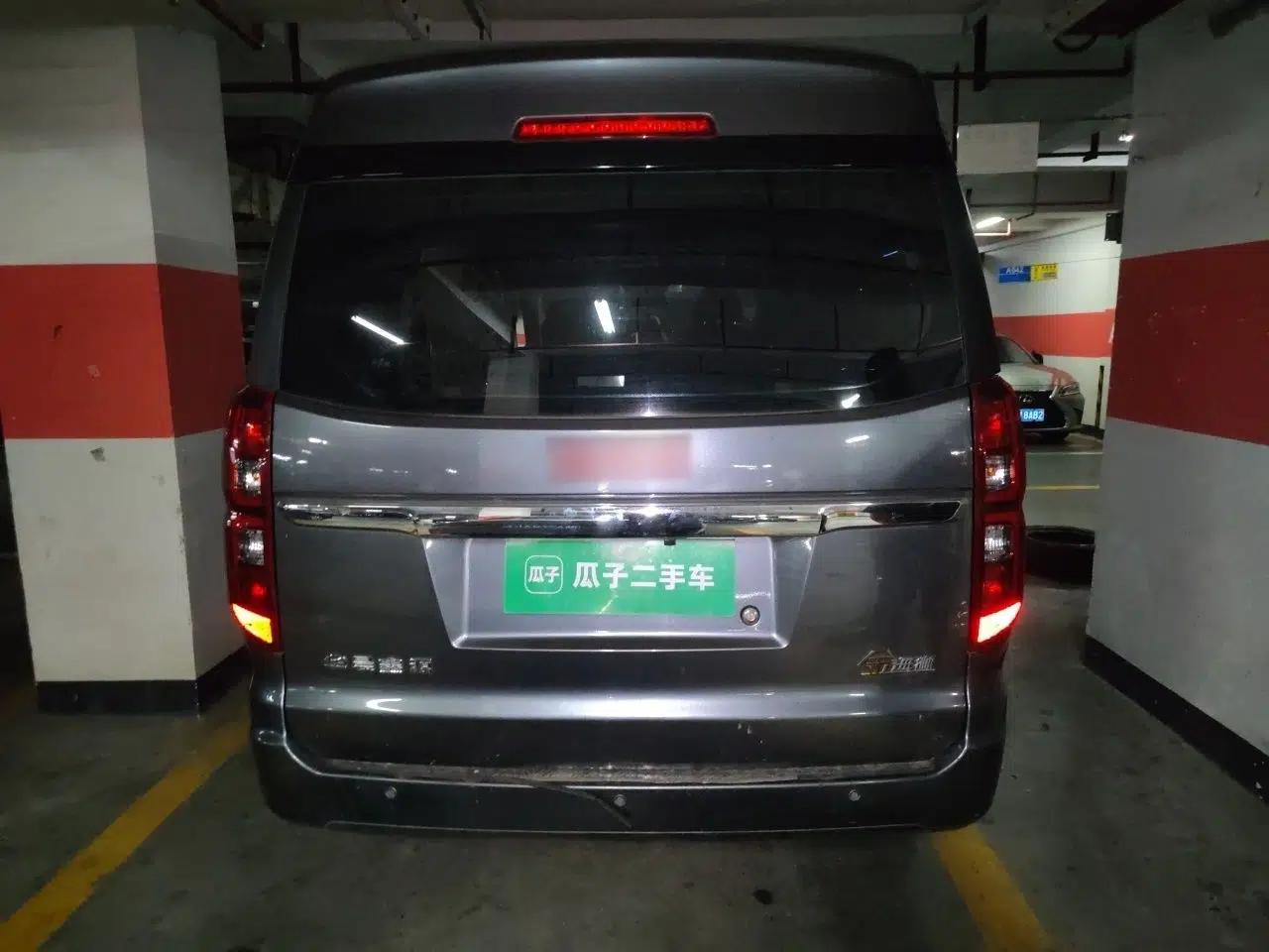 Jinbei Gold Hiace 2021 1.5L Passenger Van Travel Lion 6-Seater — миниатюра 5