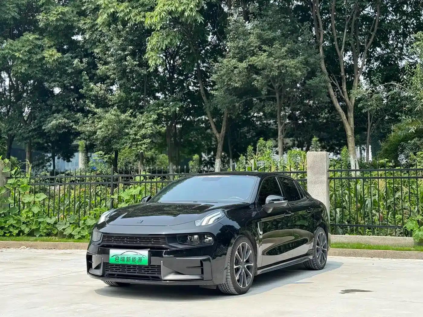 Lynk & Co 03 PHEV 2021 1.5T — миниатюра 1