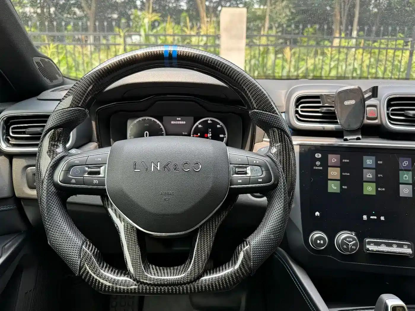 Lynk & Co 03 PHEV 2021 1.5T — миниатюра 9