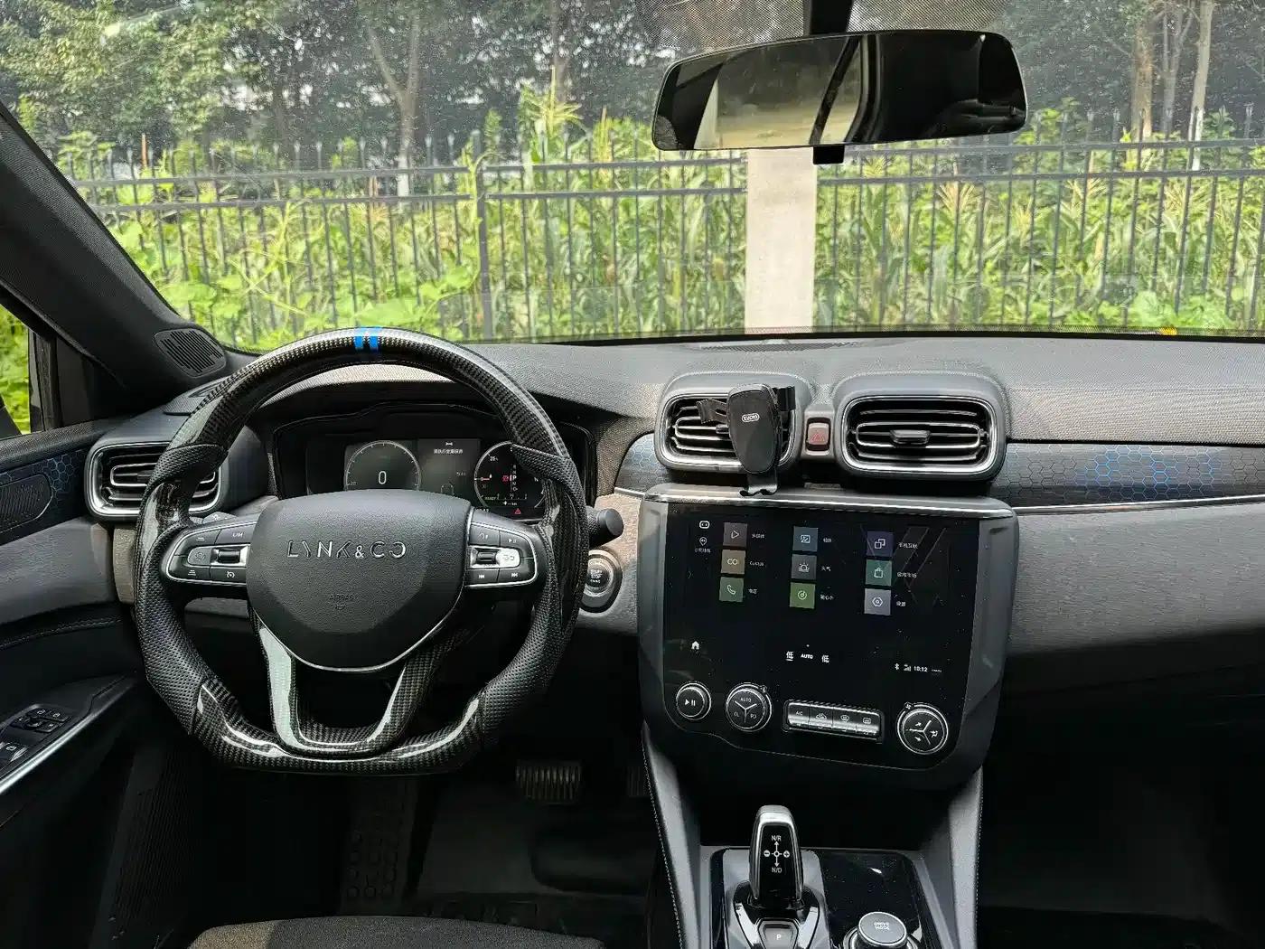 Lynk & Co 03 PHEV 2021 1.5T — миниатюра 10