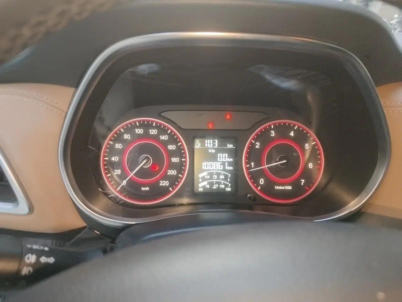 Jinbei F50 2017 1.6L Manual Luxury Model — миниатюра 11