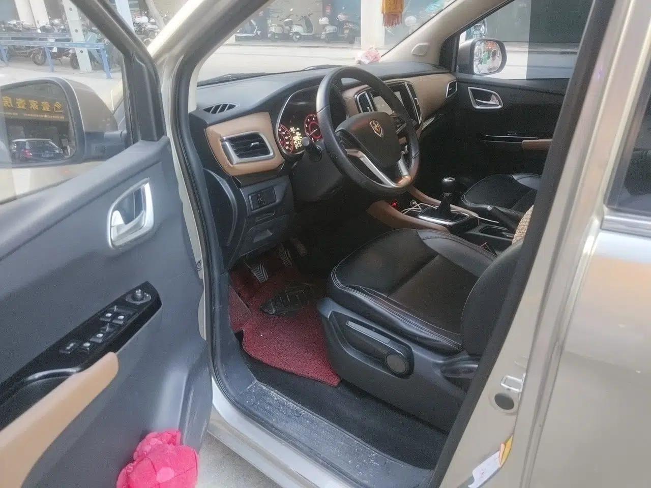Jinbei F50 2017 1.6L Manual Luxury Model — миниатюра 16