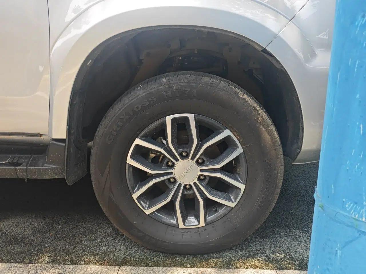 JMC Yuhu 7 2023 2.0T Manual Diesel 4x4 Comfort Plus Long Wheelbase — миниатюра 8