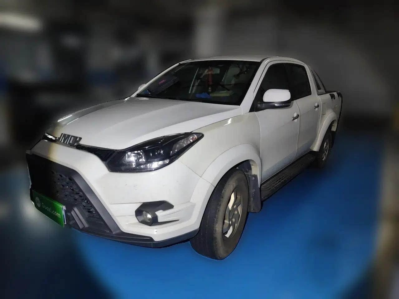 JMC Yuhu 5 2018 2.4T Classic Edition Diesel Manual 4x4 Luxury Version JX4D24A5L — миниатюра 1