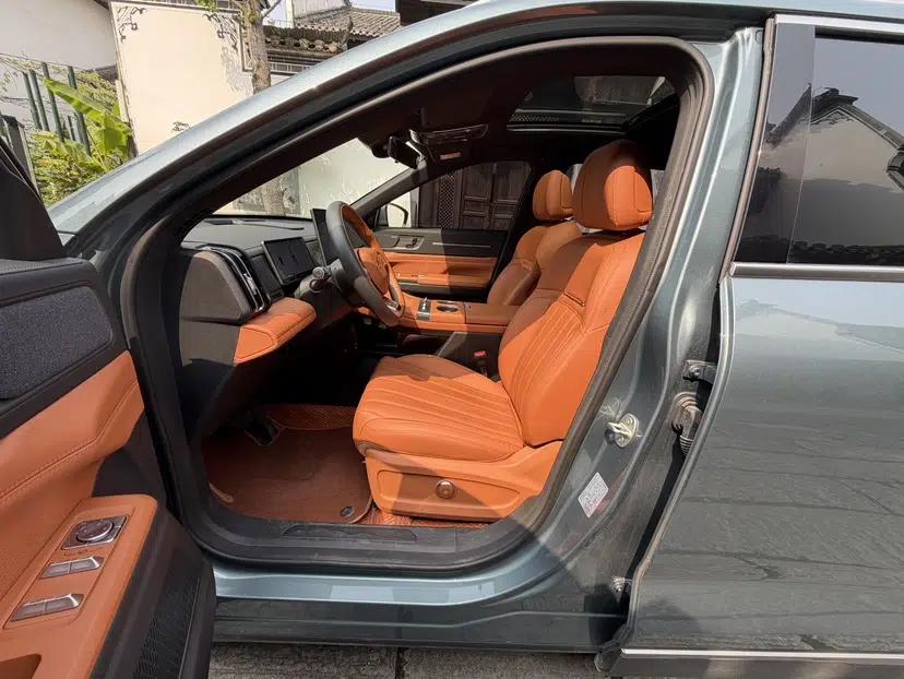 JETOUR X70L 2026 Model—2.0TD Automatic Flagship, 7-seater — миниатюра 38