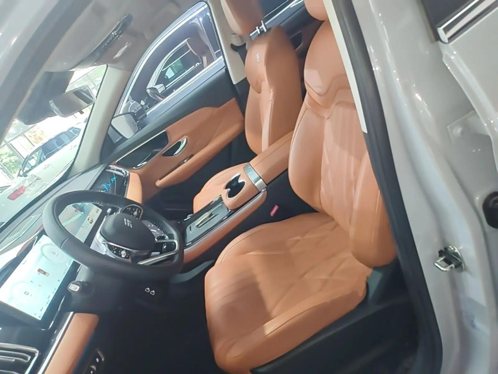 JETOUR Shanhai L7 2024 1.5T 120 km MAX 7-Seater — миниатюра 17