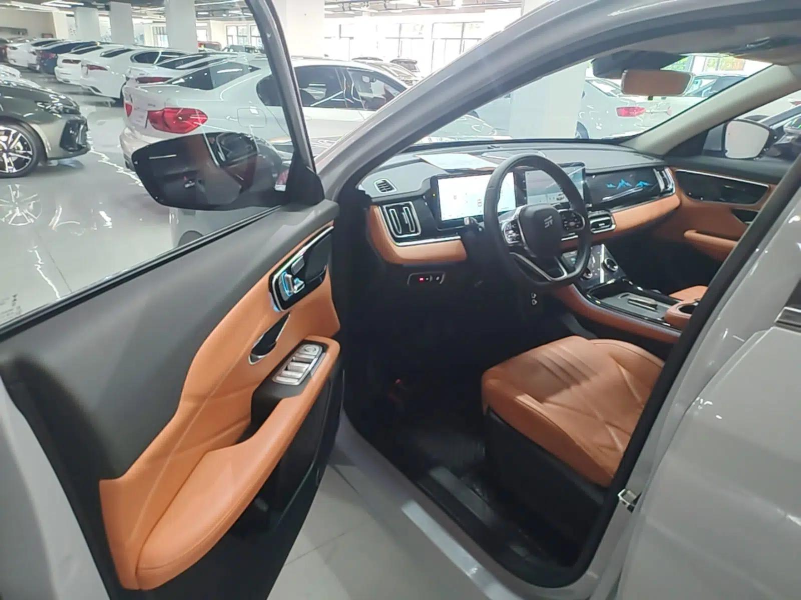 JETOUR Shanhai L7 2024 1.5T 120 km MAX 7-Seater — миниатюра 18