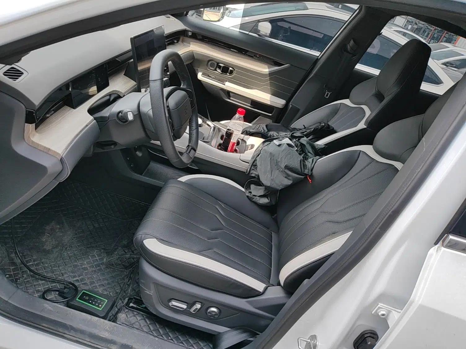 JETOUR Shanhai L6 2024 1.5TD DHT ULTRA — миниатюра 17