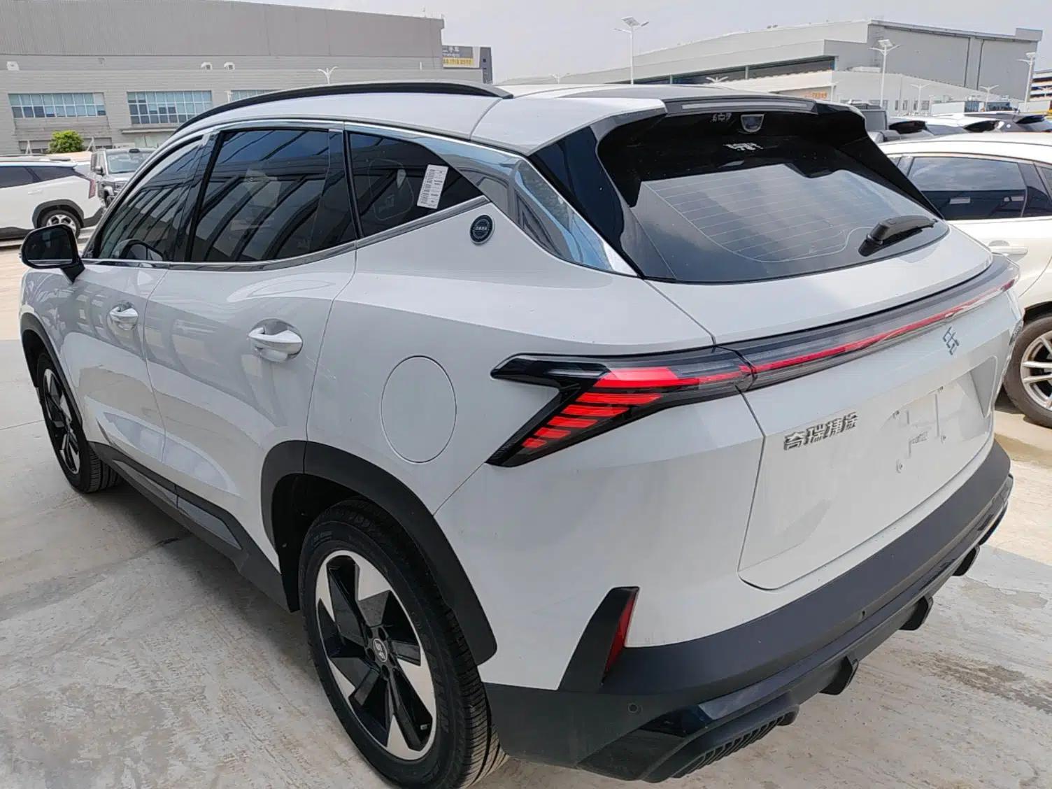 JETOUR Shanhai L6 2024 1.5TD DHT ULTRA — миниатюра 4