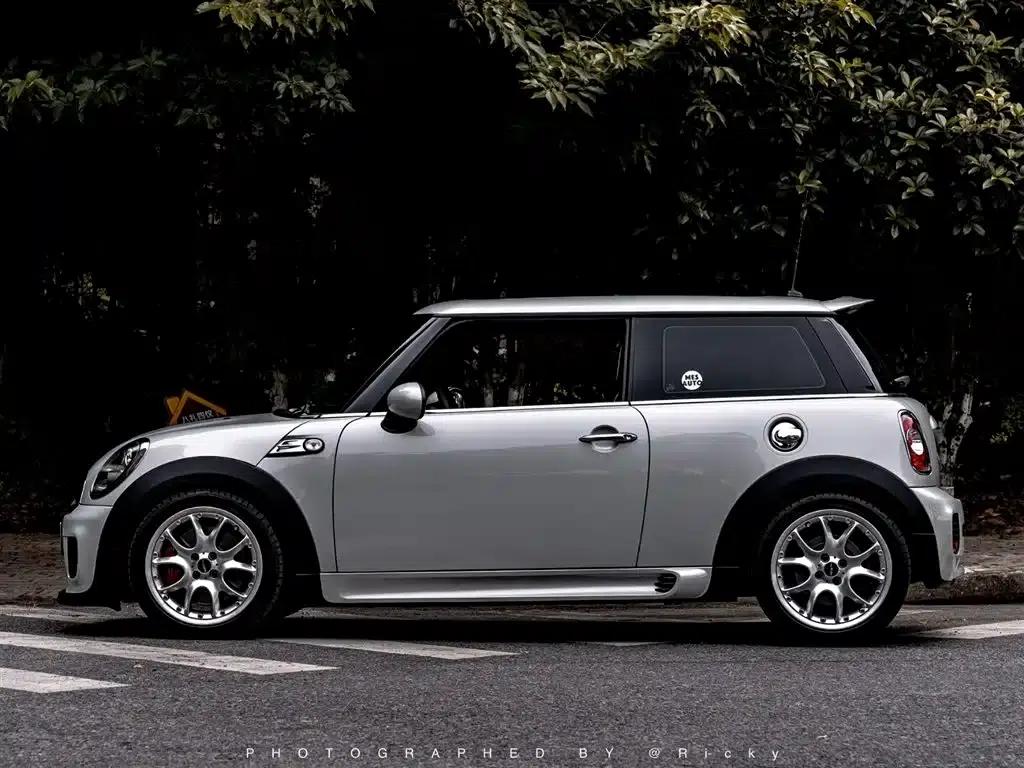 MINI JCW 2013 1.6T JOHN COOPER WORKS — миниатюра 3