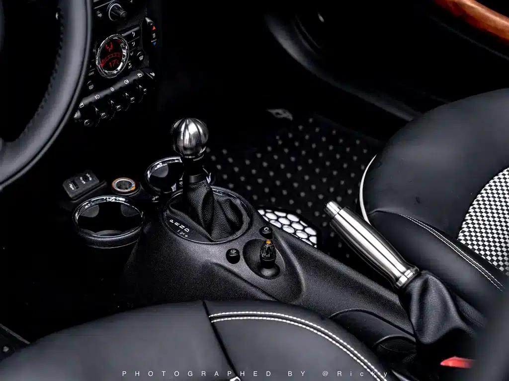 MINI JCW 2013 1.6T JOHN COOPER WORKS — миниатюра 8