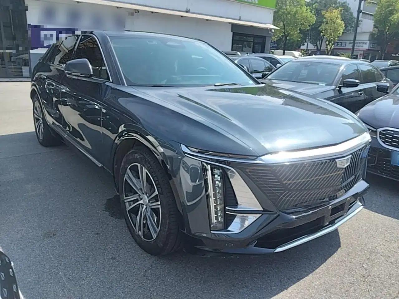 Cadillac LYRIQ 2022 Rear-Drive Long-Range Luxury Edition — миниатюра 3