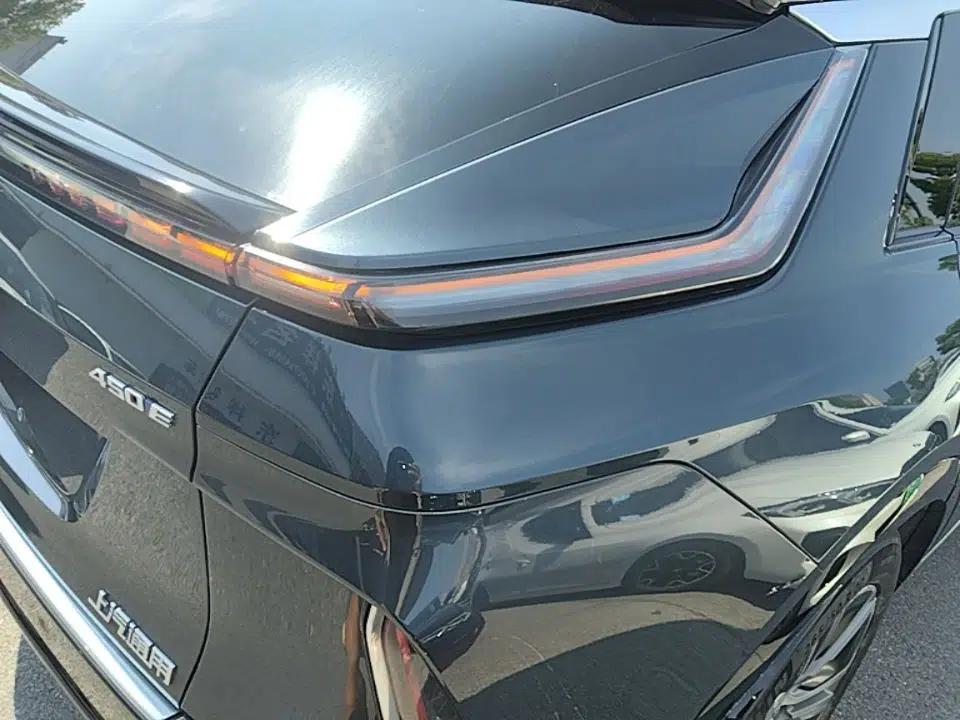 Cadillac LYRIQ 2022 Rear-Drive Long-Range Luxury Edition — миниатюра 9