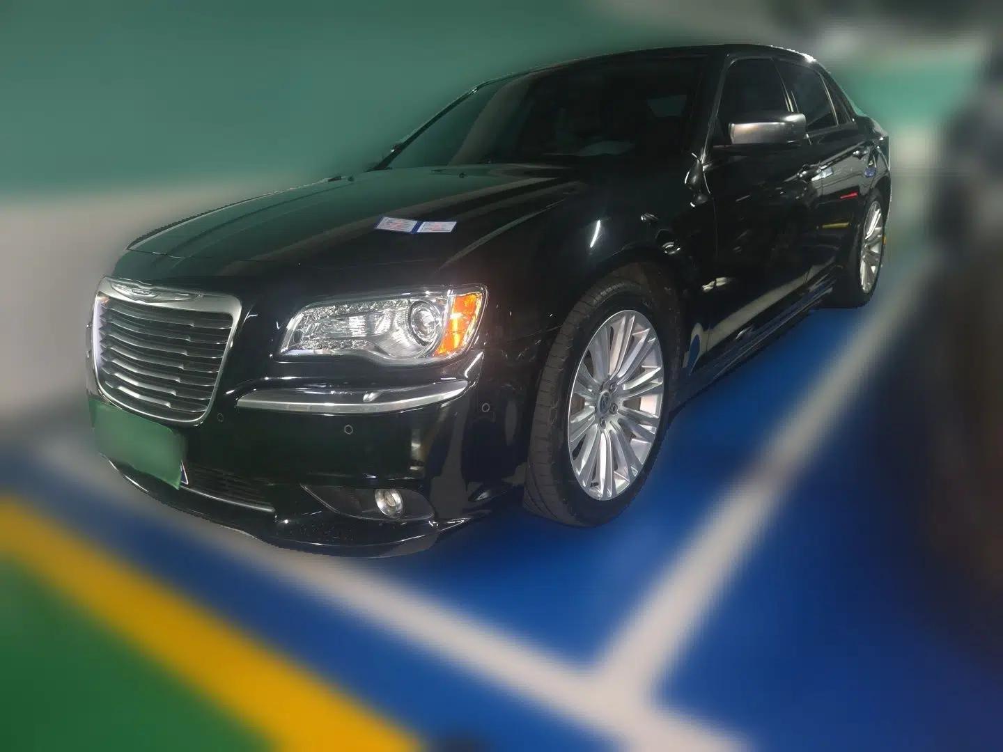 Chrysler 300C 2014 3.0L Excellence Edition — миниатюра 1