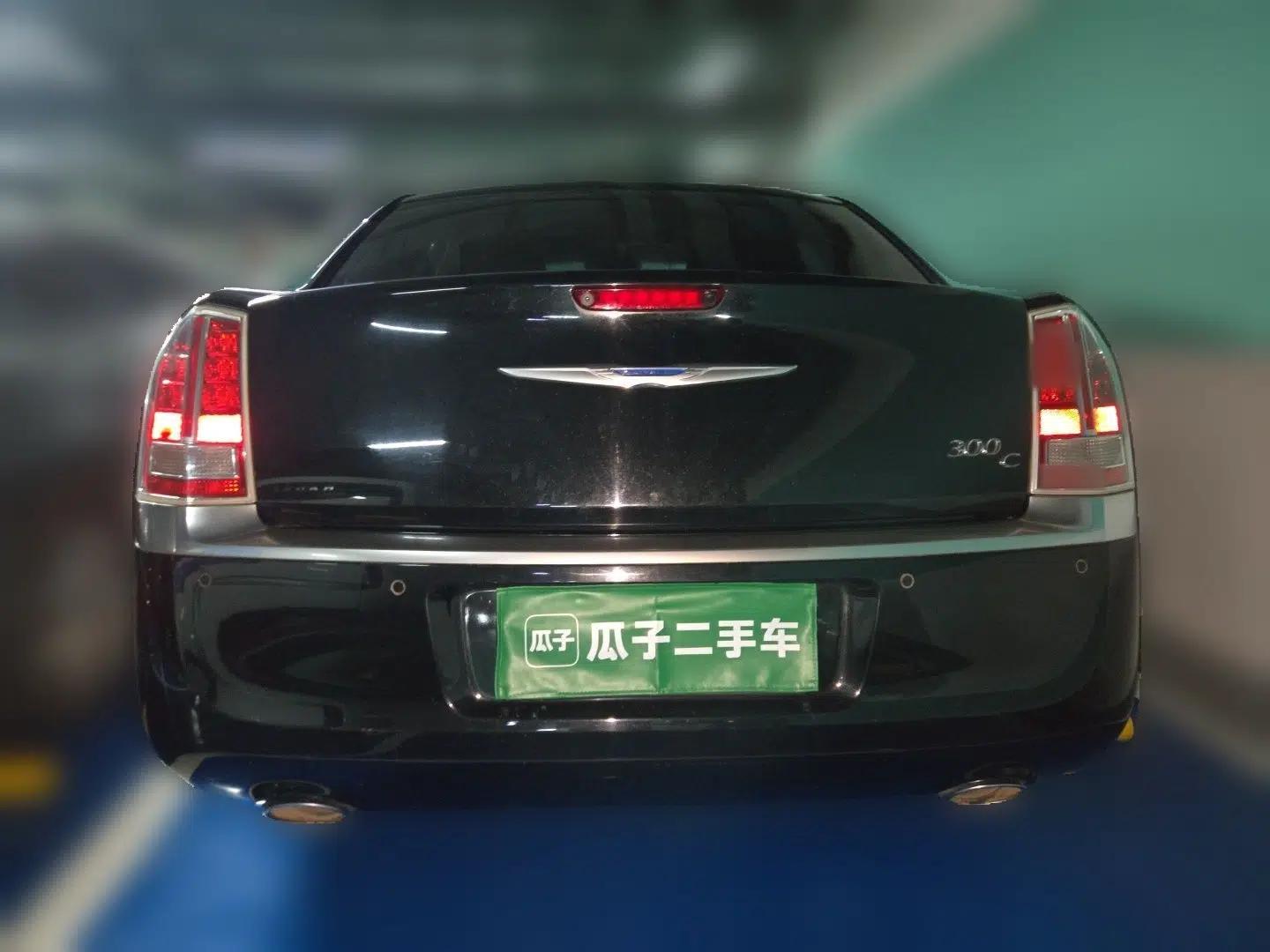 Chrysler 300C 2014 3.0L Excellence Edition — миниатюра 5