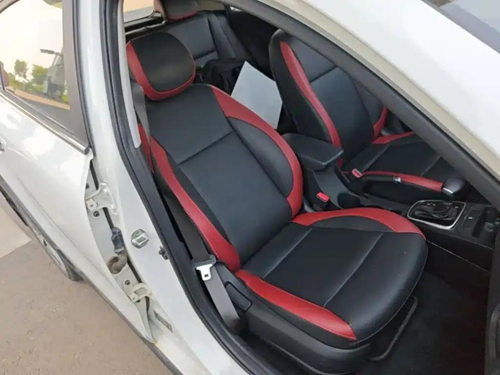 KX CROSS 2018 1.6L Automatic Sunroof Edition — миниатюра 25