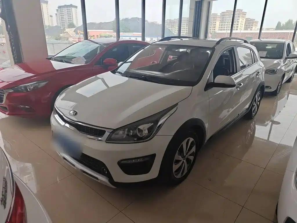 KX CROSS 2018 1.6L Automatic Sunroof Edition — миниатюра 1