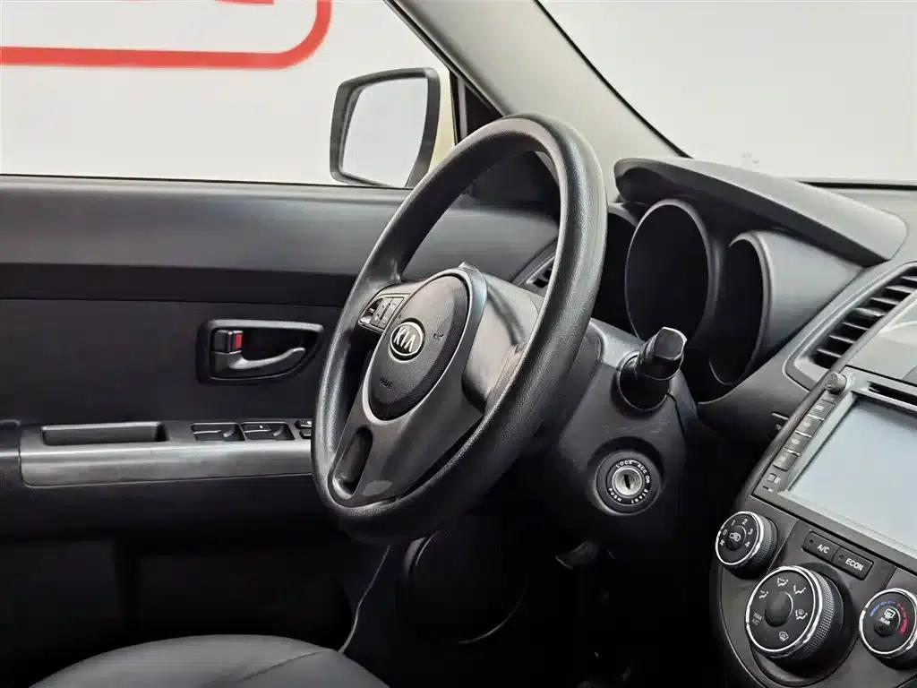 Soul 2013 1.6L MT GL — миниатюра 22