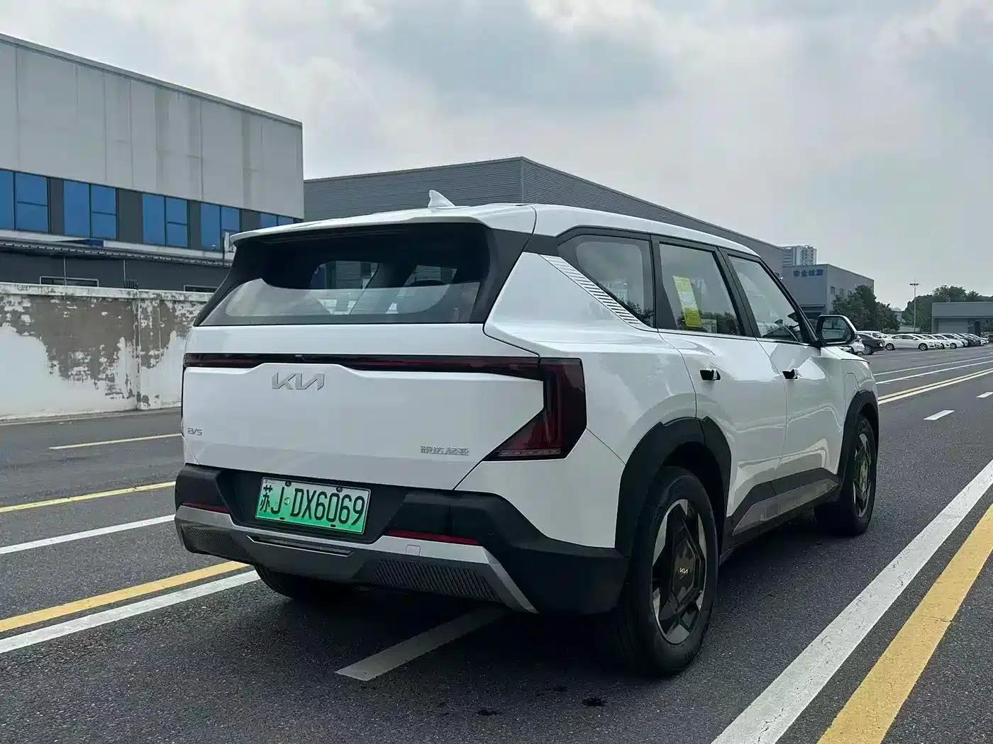 Kia EV5 2025 530 Air — миниатюра 14