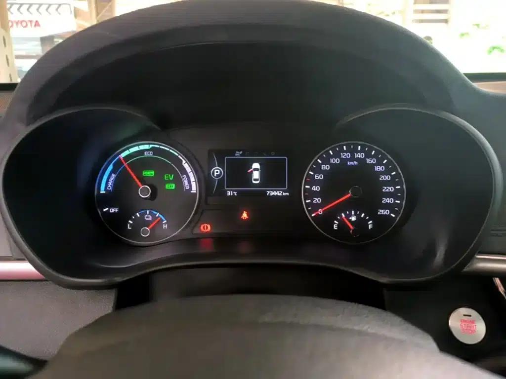 Kia K5 PHEV 2018 2.0L Smart Edition — миниатюра 12
