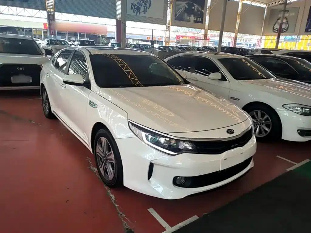 Kia K5 PHEV 2018 2.0L Smart Edition — миниатюра 4