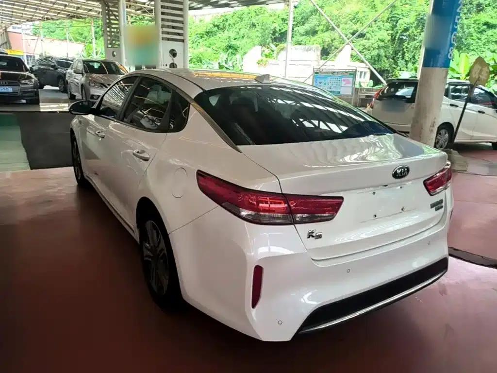 Kia K5 PHEV 2018 2.0L Smart Edition — миниатюра 5