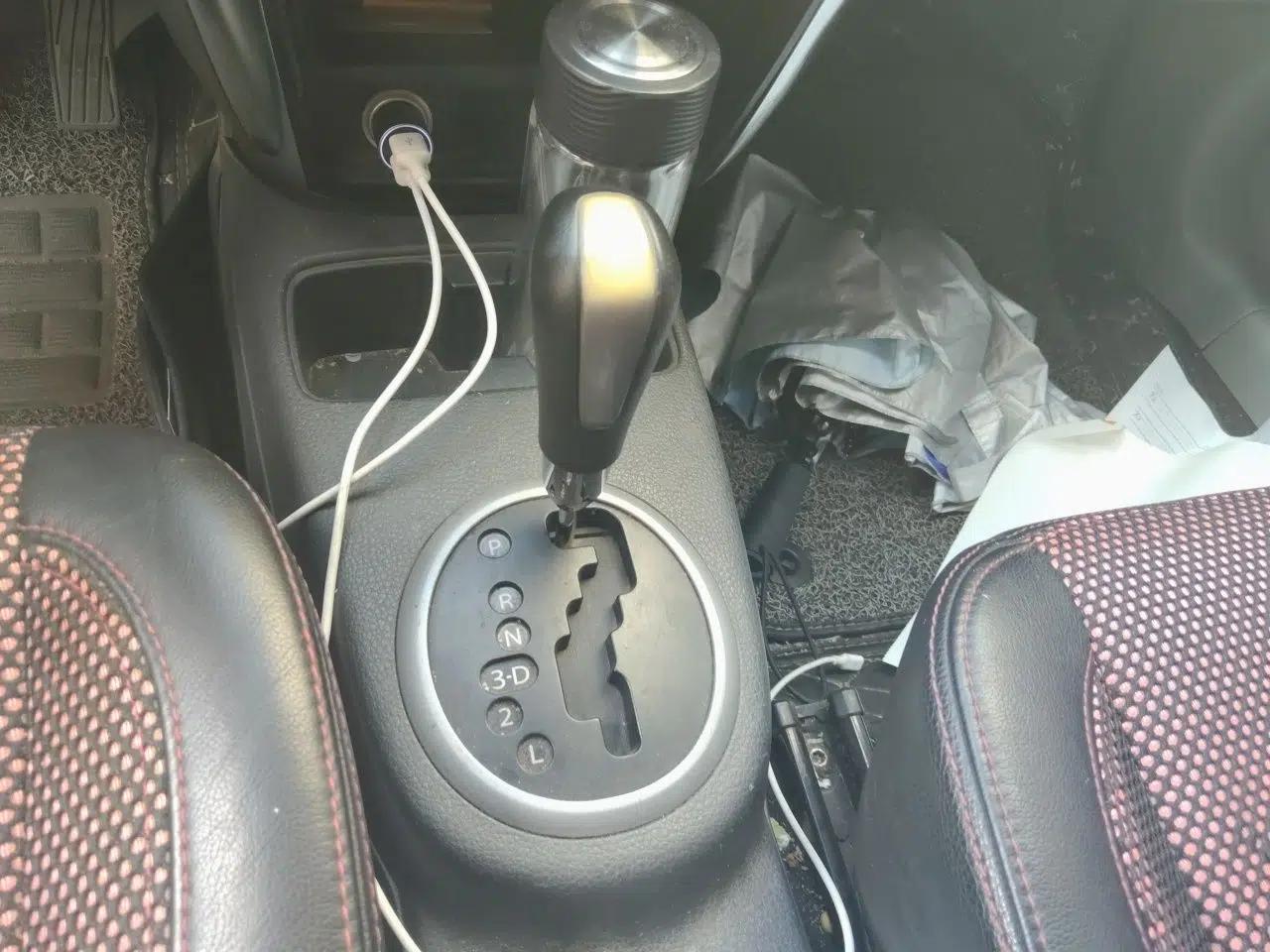 Suzuki SX4 2009 Hatchback 1.6L Automatic Sport Model — миниатюра 14