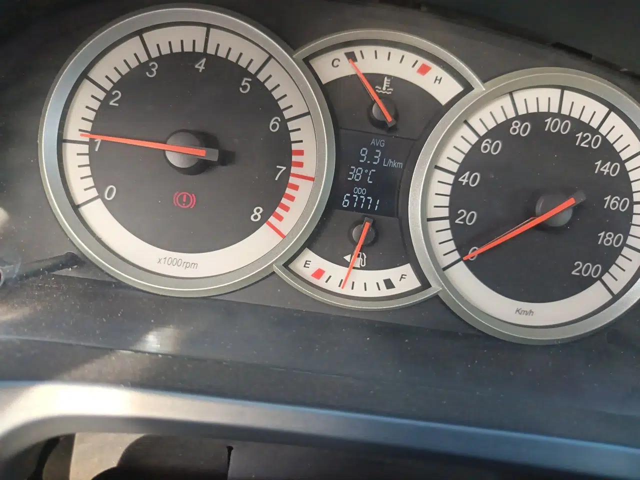 Suzuki Liana A6 2014 Hatchback 1.4L Manual Enjoyment Model — миниатюра 12