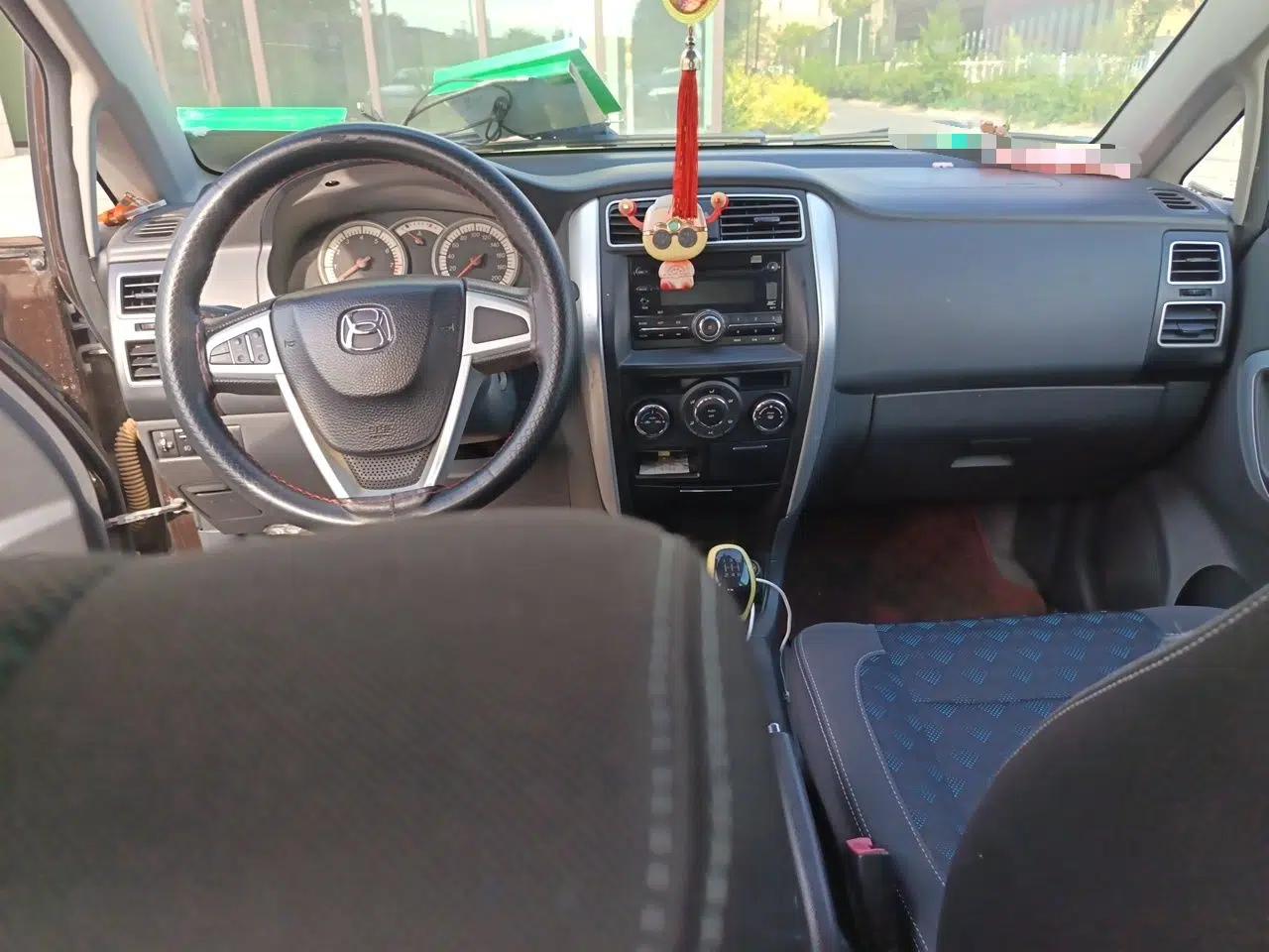 Suzuki Liana A6 2014 Hatchback 1.4L Manual Enjoyment Model — миниатюра 9