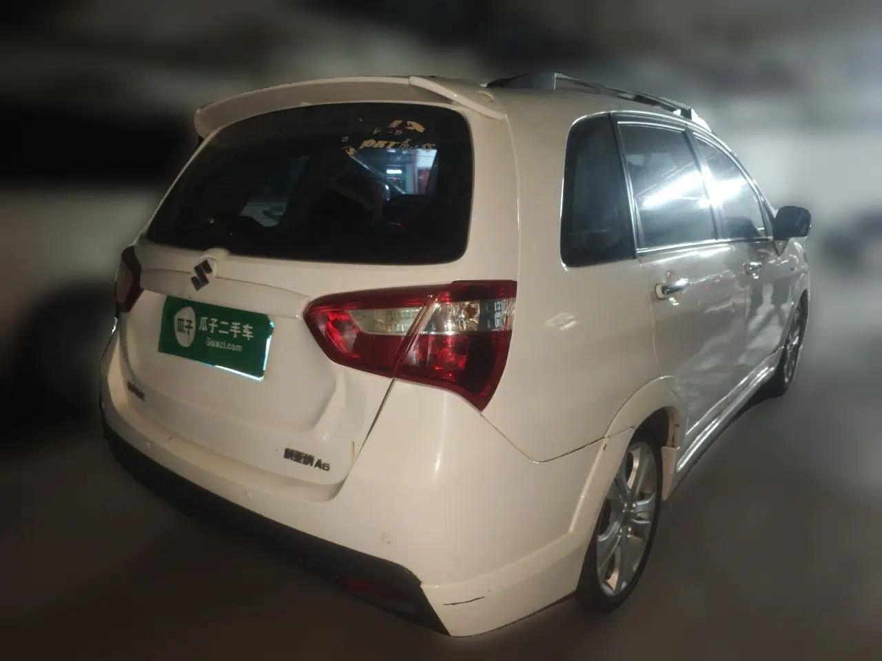 Suzuki Liana A6 2014 Hatchback 1.4L Manual Enjoyment Model — миниатюра 6
