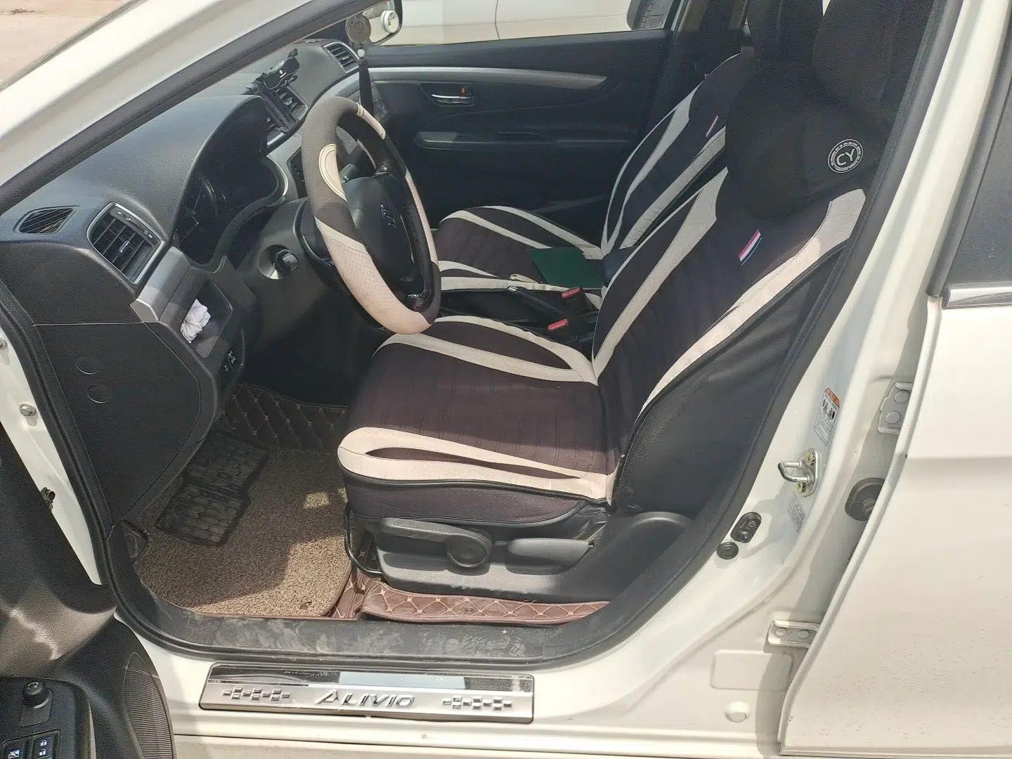 Suzuki Alivio 2015 1.6L Automatic Enjoyment Model — миниатюра 12