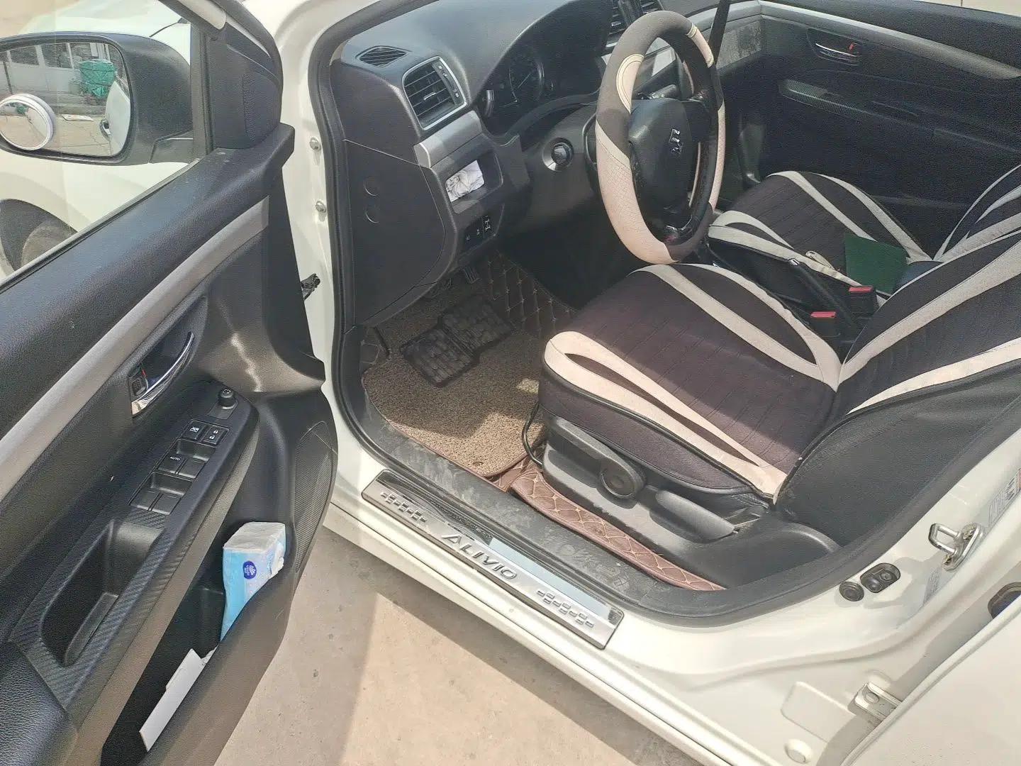 Suzuki Alivio 2015 1.6L Automatic Enjoyment Model — миниатюра 13