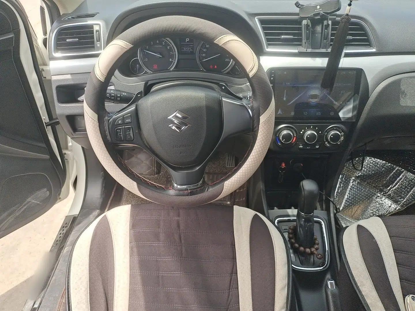 Suzuki Alivio 2015 1.6L Automatic Enjoyment Model — миниатюра 7