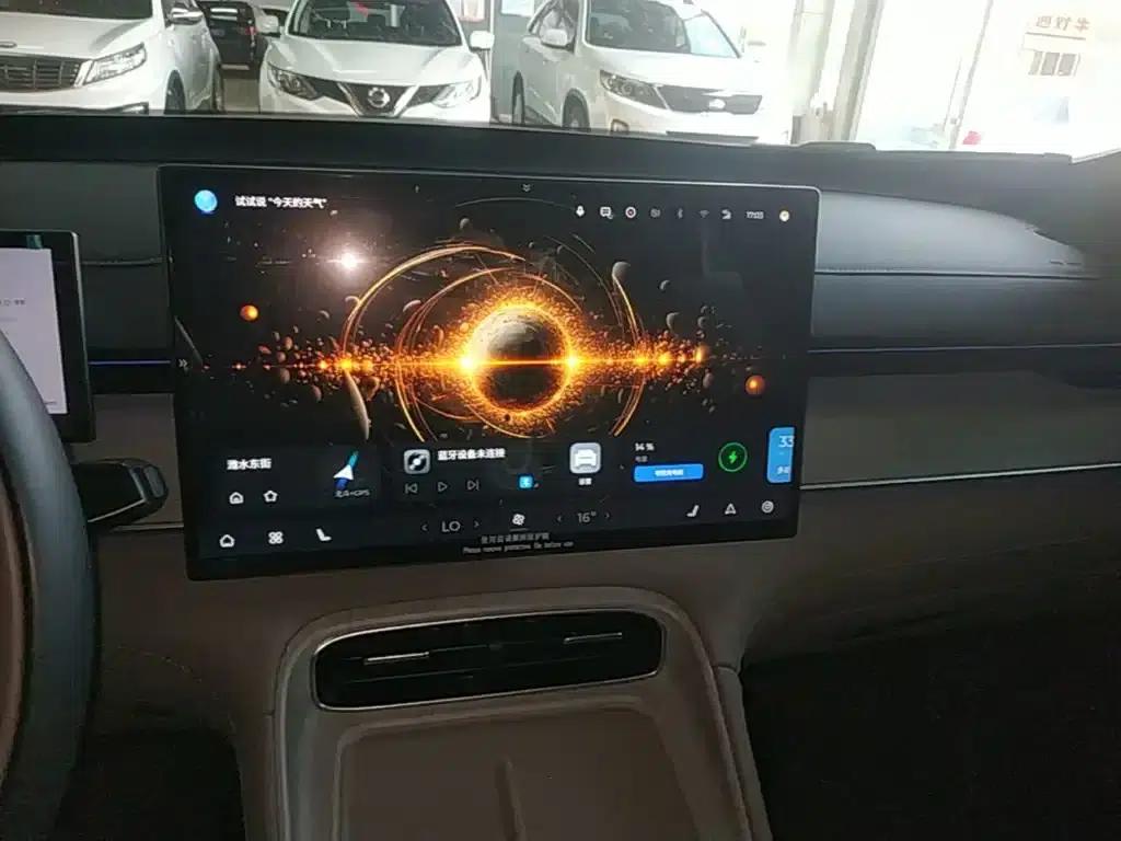 Chery Tiggo 8 PLUS C-DM 2025 1.5T 116km/h Premium 5-seater — миниатюра 13