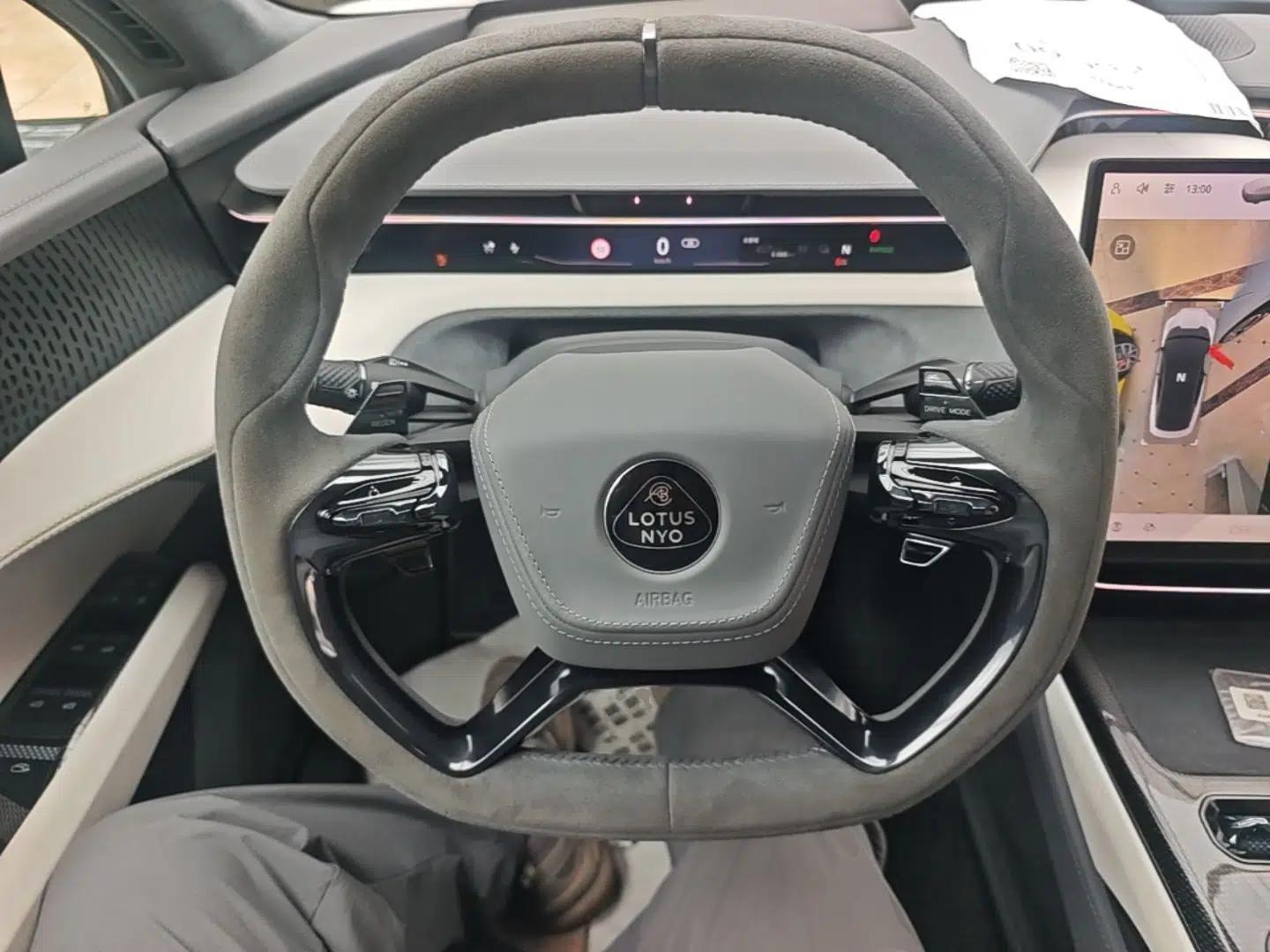 Lotus EMEYA 2024 EMEYA L+ — миниатюра 13