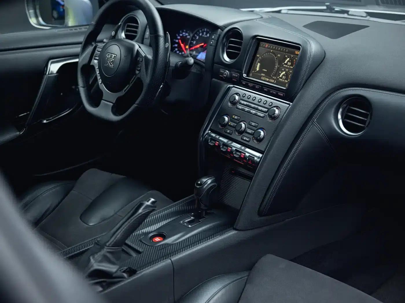 2012 Nissan GT-R 3.8T Premium Edition — миниатюра 18