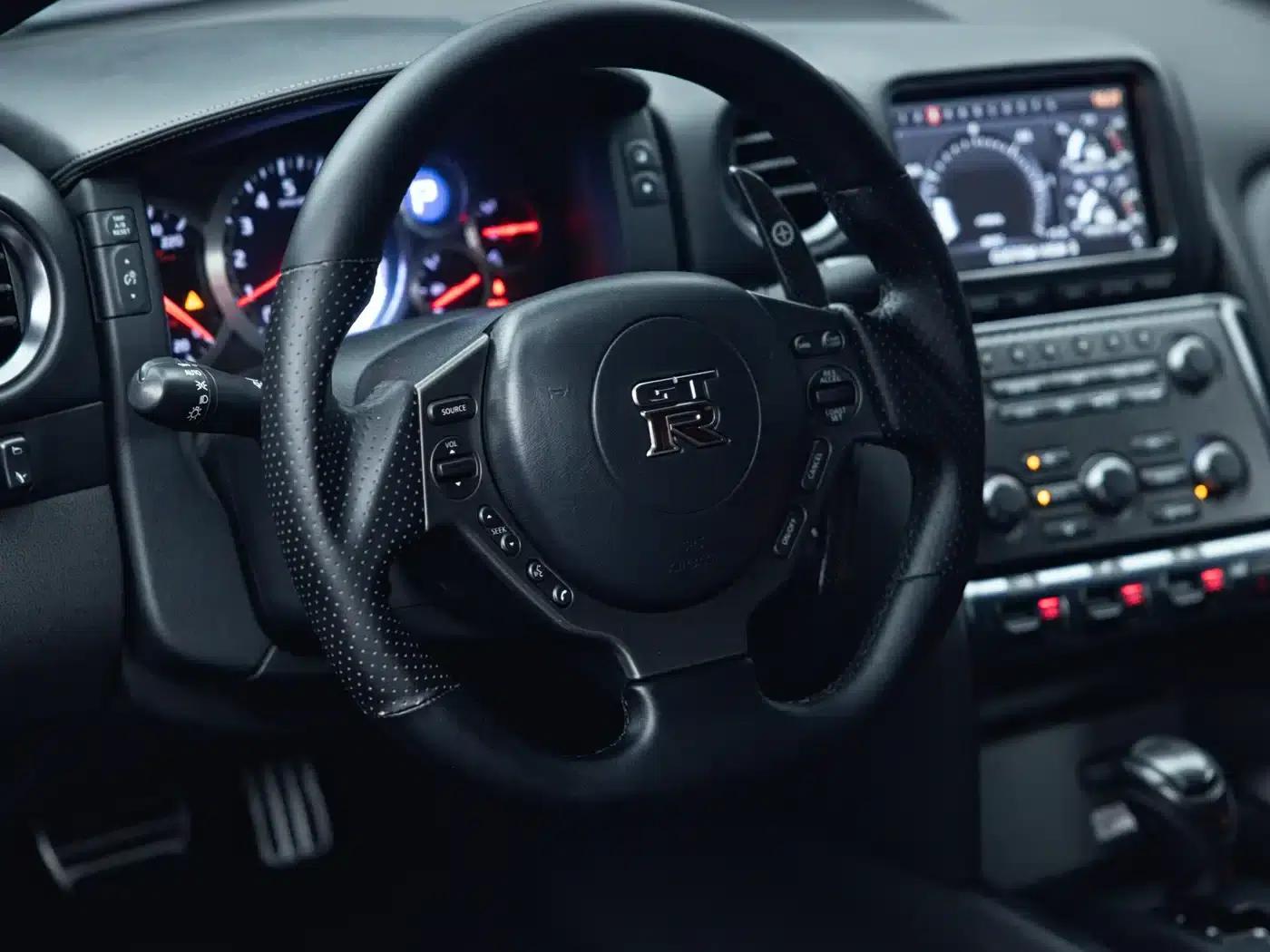 2012 Nissan GT-R 3.8T Premium Edition — миниатюра 19