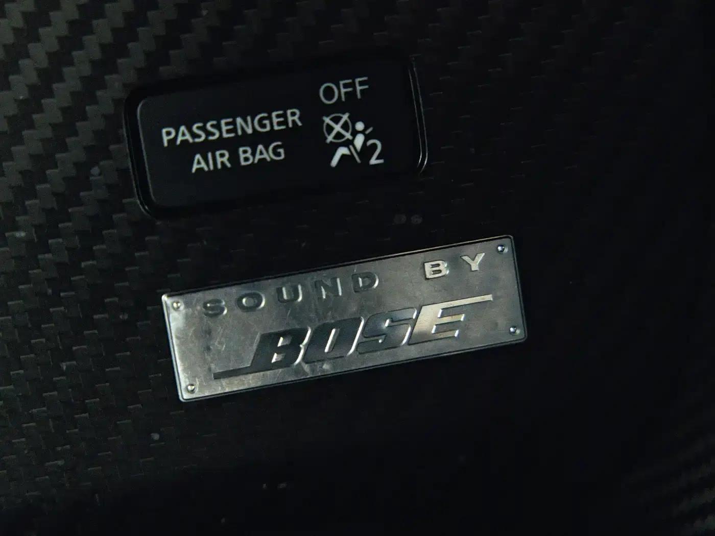 2012 Nissan GT-R 3.8T Premium Edition — миниатюра 26